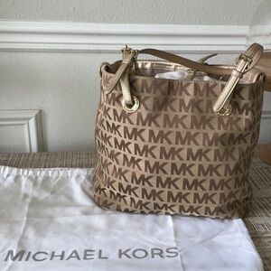 Authetic Michael Kors bag